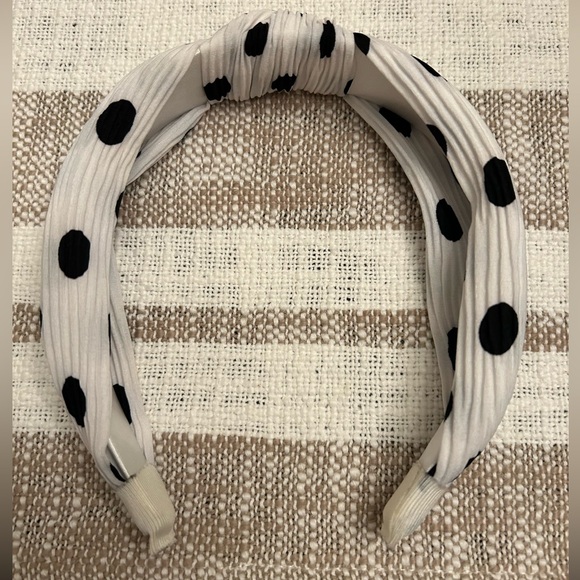 SOLD- 4 Knot Headbands - Picture 4 of 15